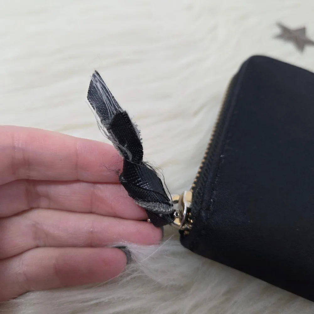 Kate Spade Wilson Road Neda Black nylon Wallet ziparound zipper
